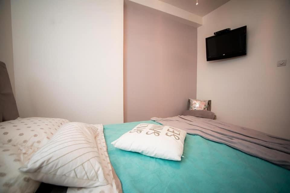 Lux Stan Na Dan Pozarevac Apartman Kültér fotó