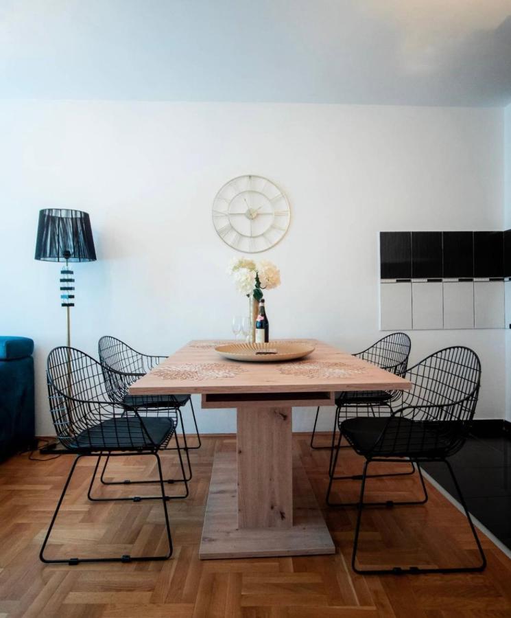 Lux Stan Na Dan Pozarevac Apartman Kültér fotó