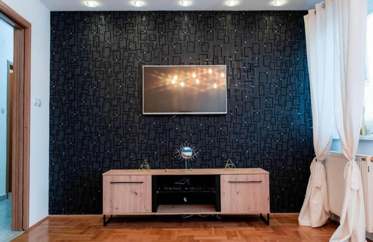 Lux Stan Na Dan Pozarevac Apartman Kültér fotó