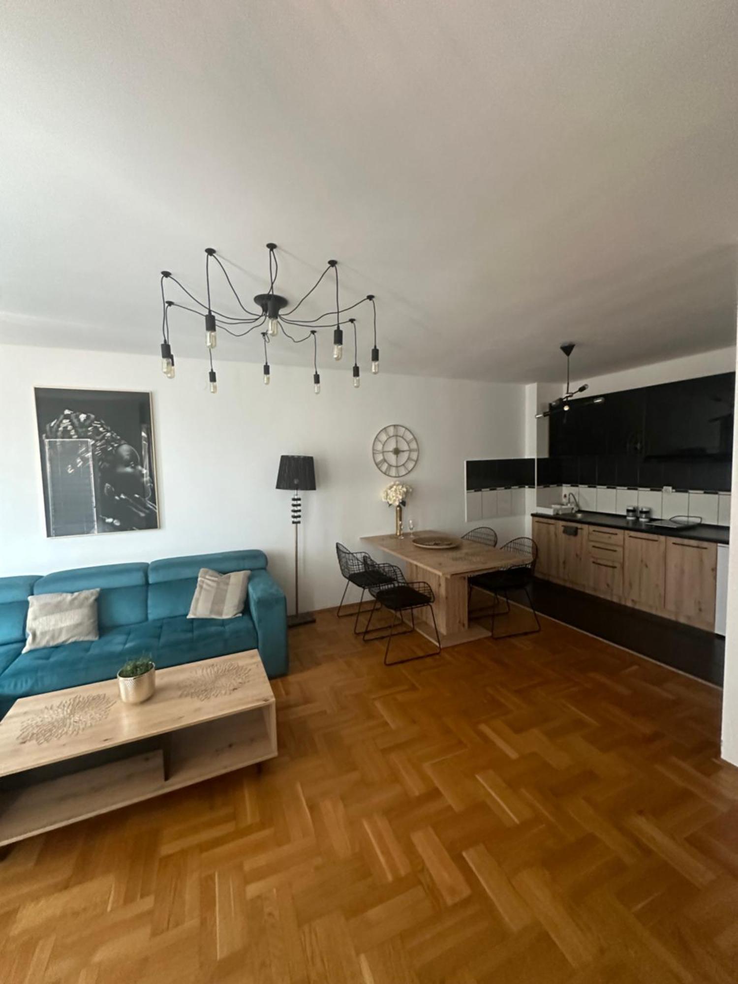 Lux Stan Na Dan Pozarevac Apartman Kültér fotó