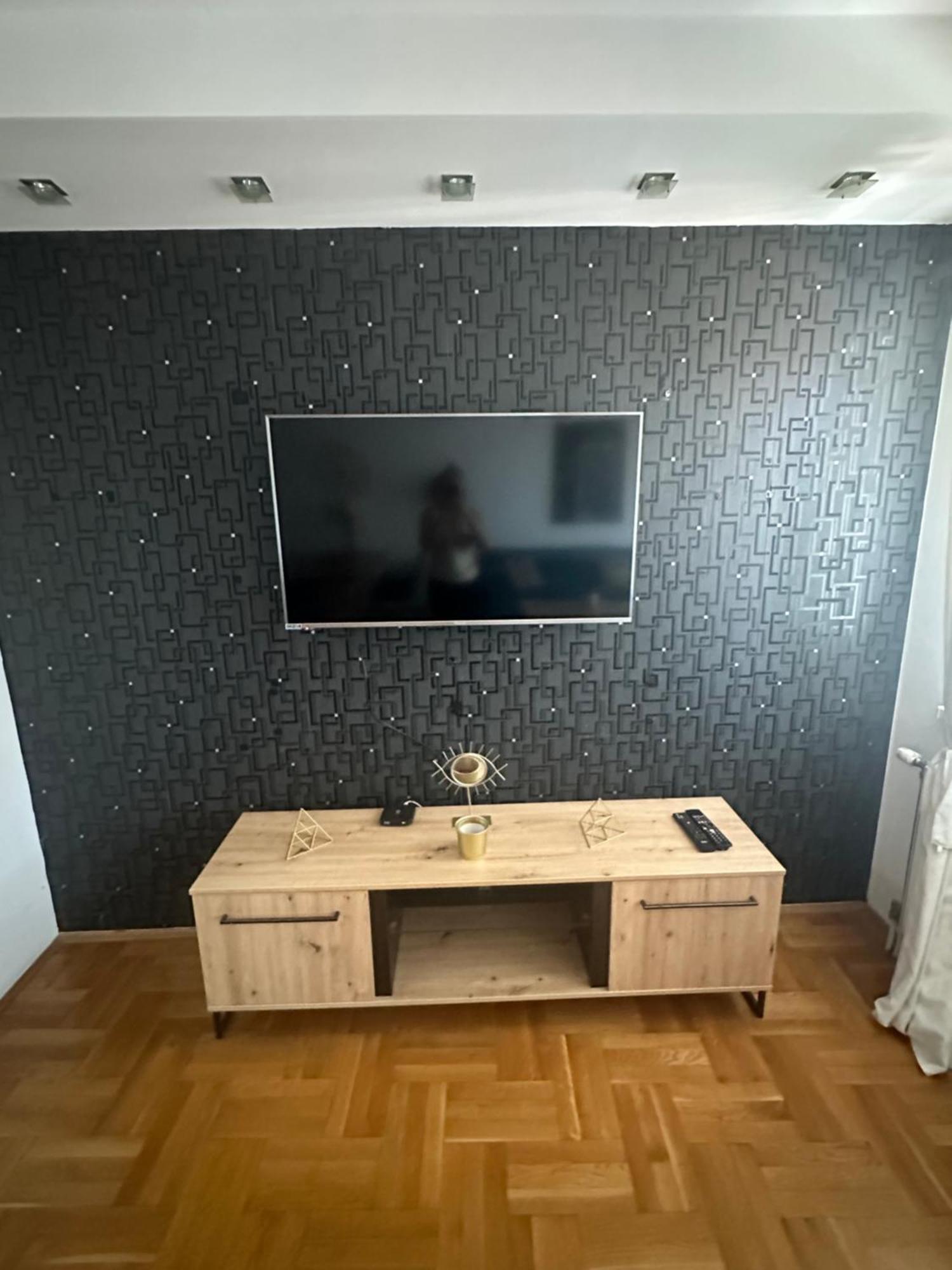 Lux Stan Na Dan Pozarevac Apartman Kültér fotó